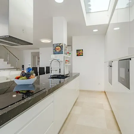 Villa Townhouse Park Paraiso *