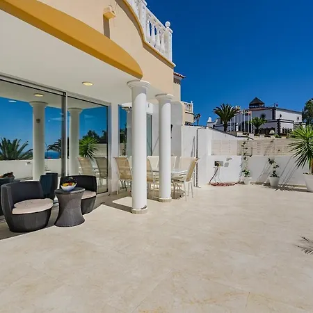 Townhouse Park Paraiso Villa